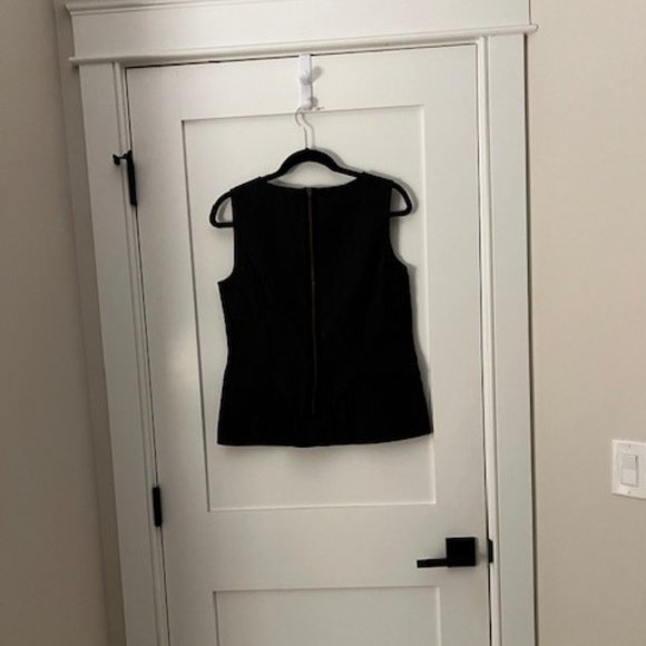 Cabi Size 8 Fleather Shell - Picture 4 of 6